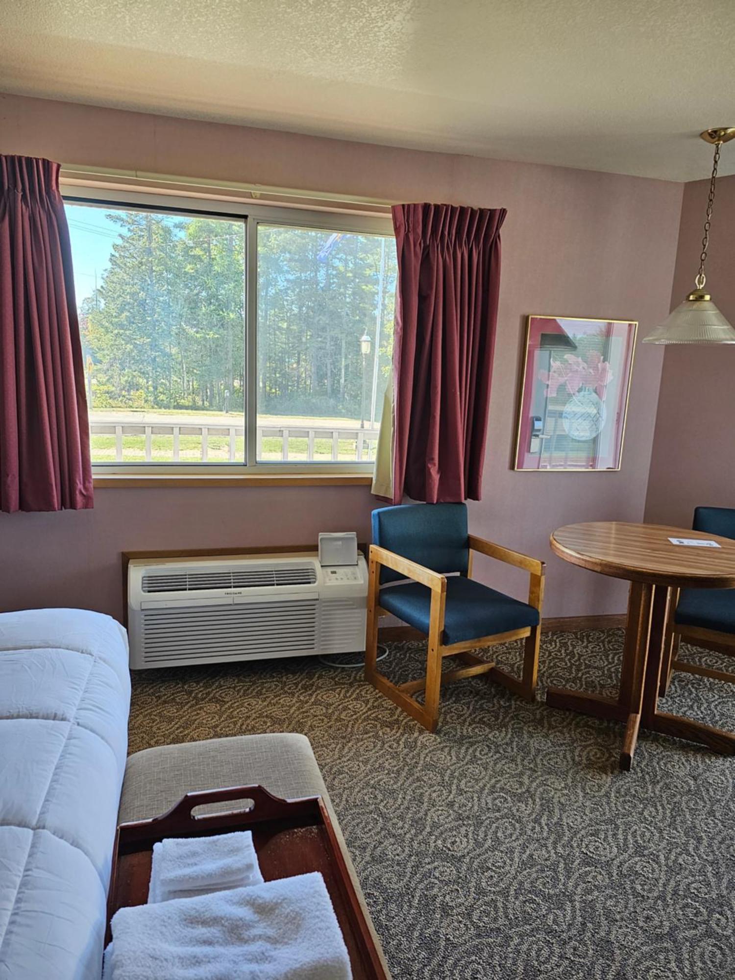 Travelodge By Wyndham Mackinaw City Exteriör bild